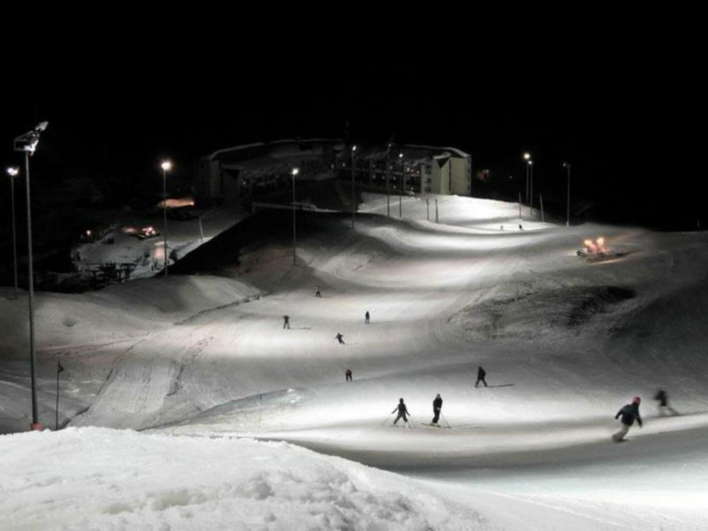 Gudauri Loft Apartment 418, Next To The Pirveli Lift المظهر الخارجي الصورة